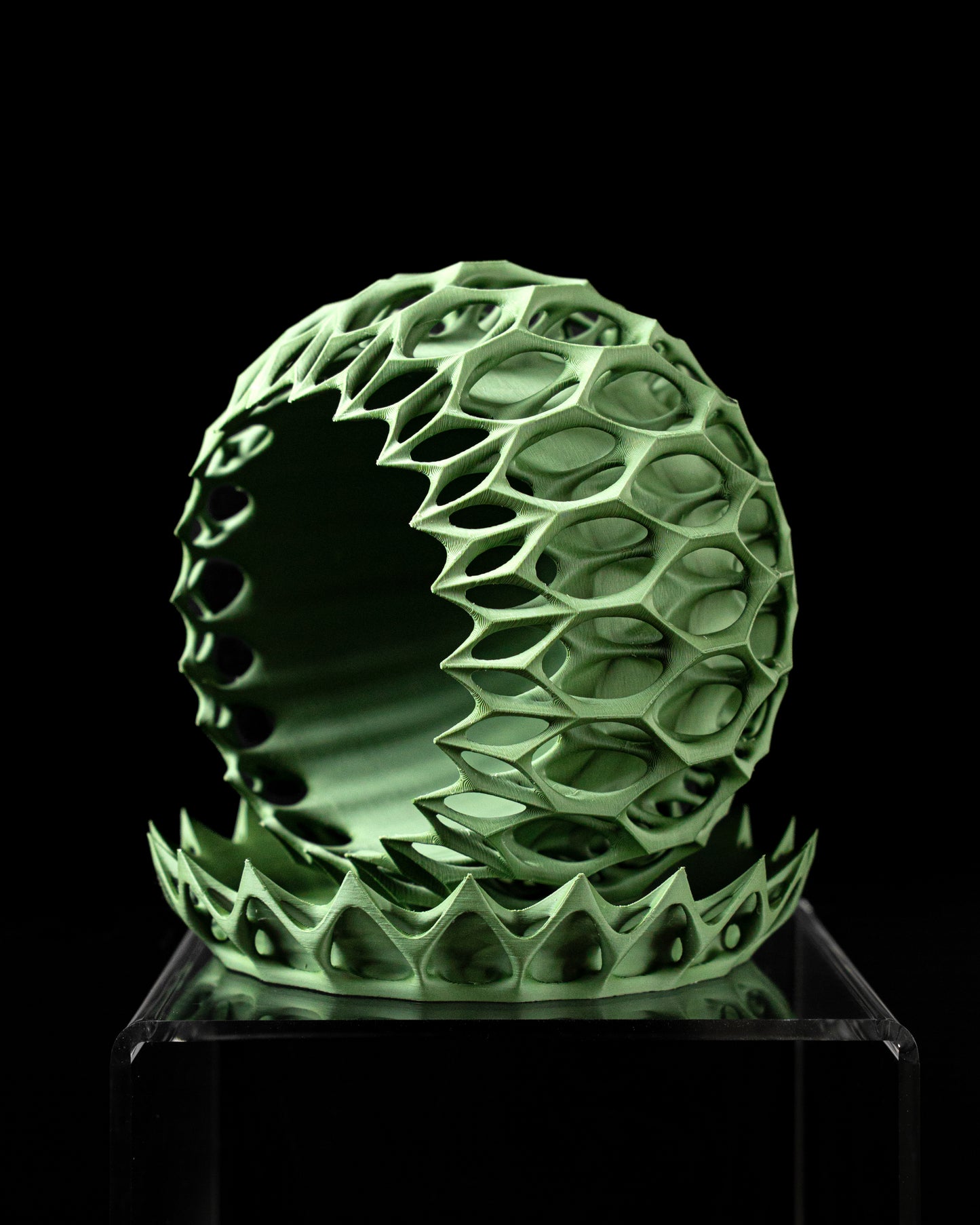 Planter-01: Sculptural indoor planter with integrated drainage and matching saucer.